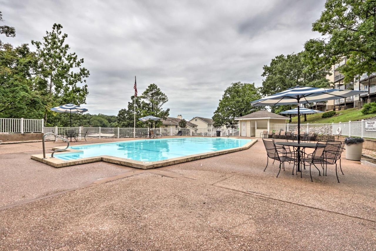 Lake Of The Ozarks Home With Balcony And Grill! Osage Beach Exteriör bild